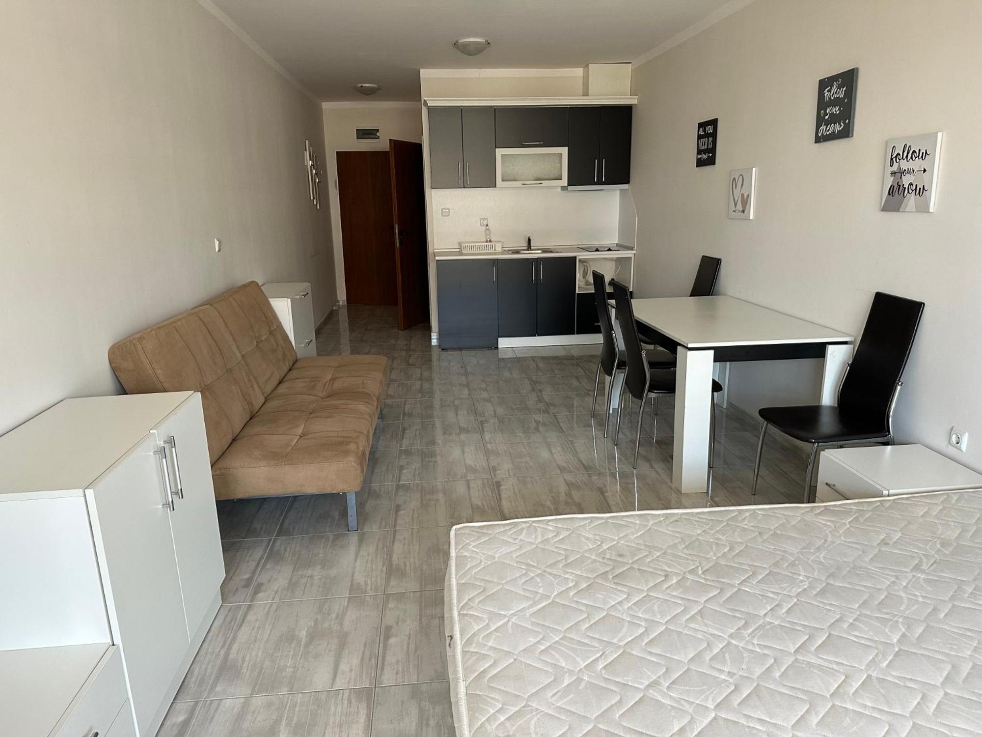 Mm Complex Aparthotel Primorsko Bagian luar foto