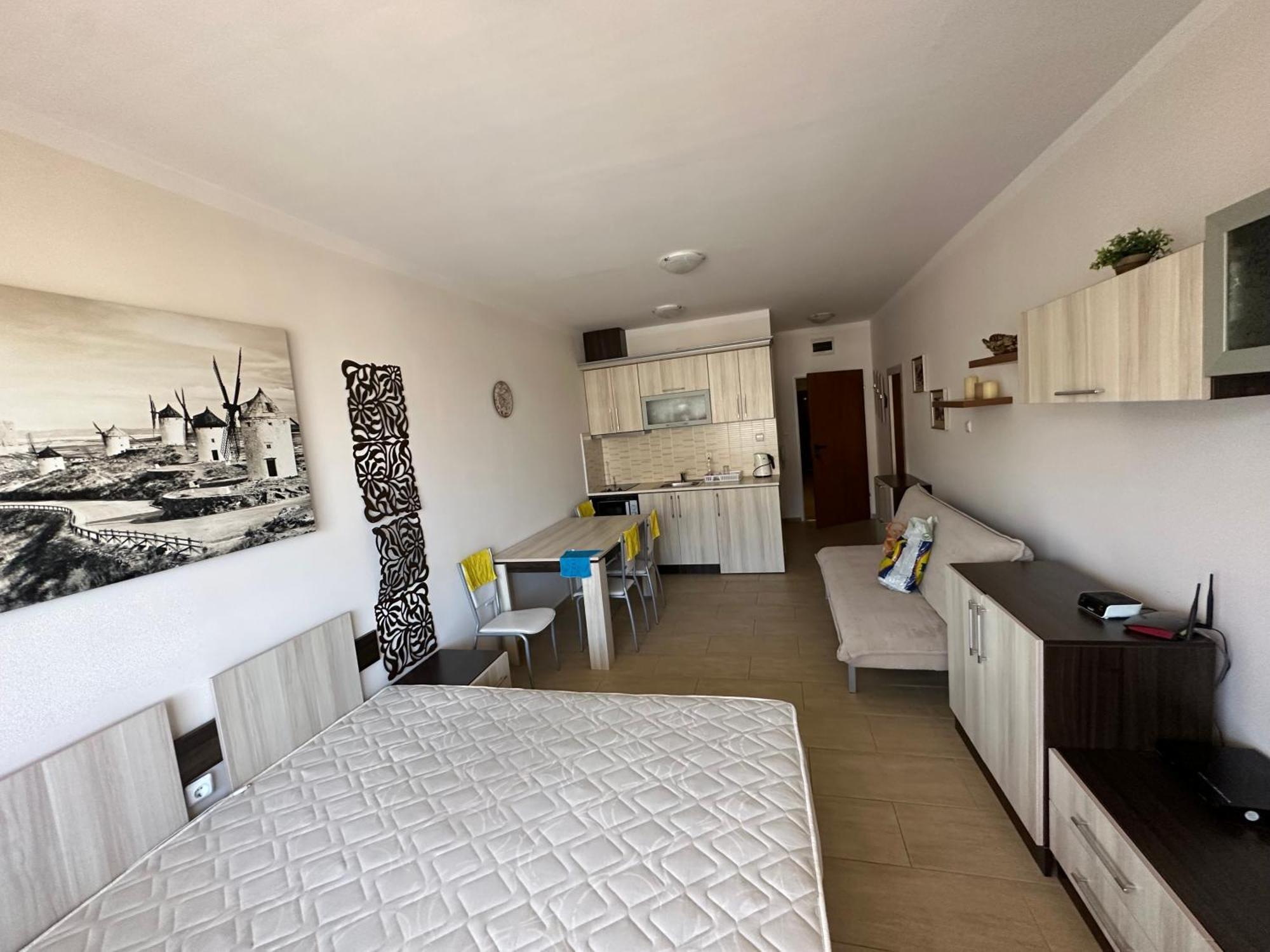 Mm Complex Aparthotel Primorsko Bagian luar foto