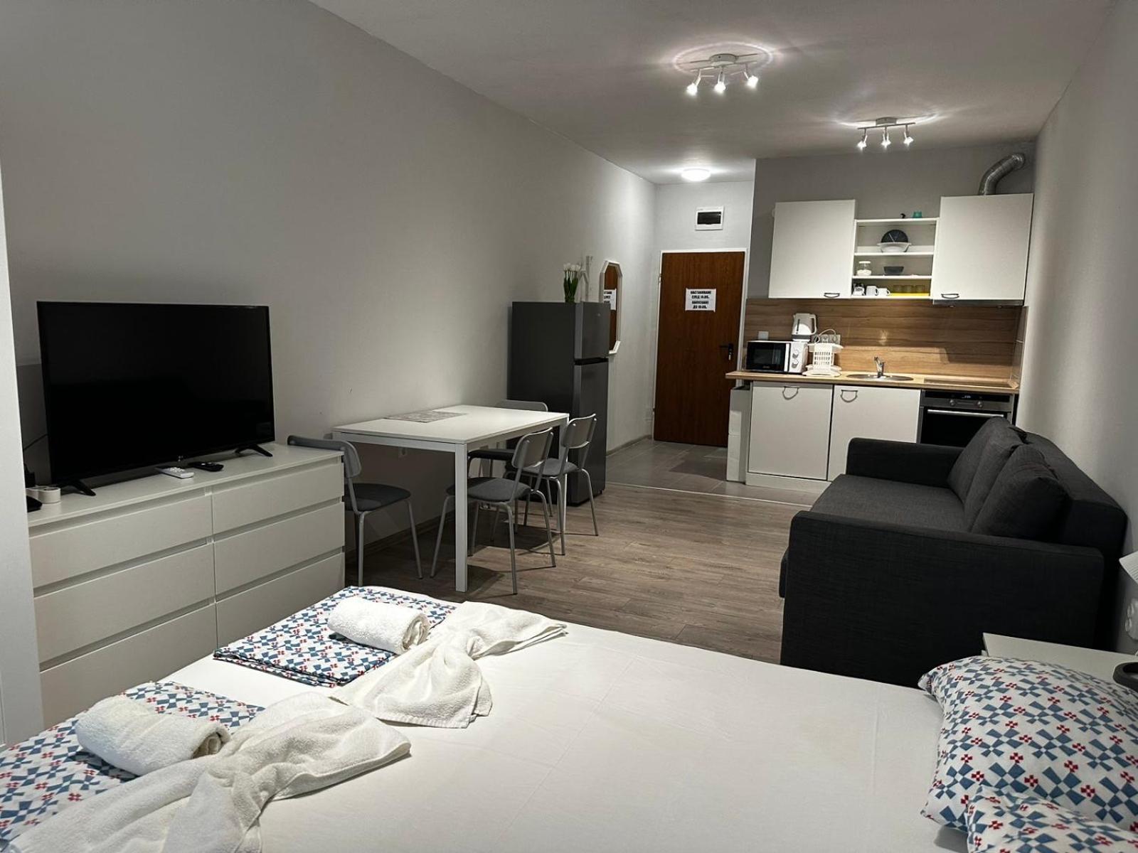 Mm Complex Aparthotel Primorsko Bagian luar foto